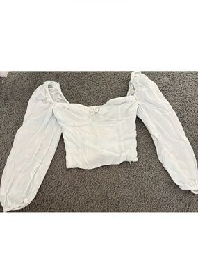 Aritzia White Puff-Sleeve Sweetheart Crop Top